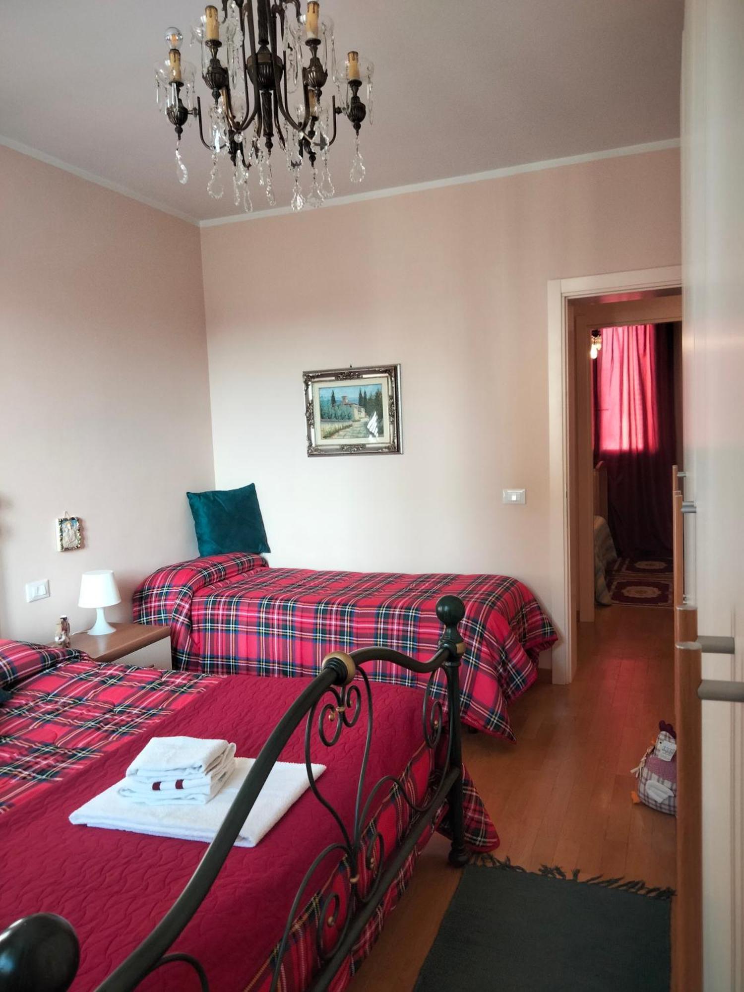 Bed And Breakfast Loriana Arezzo Luaran gambar